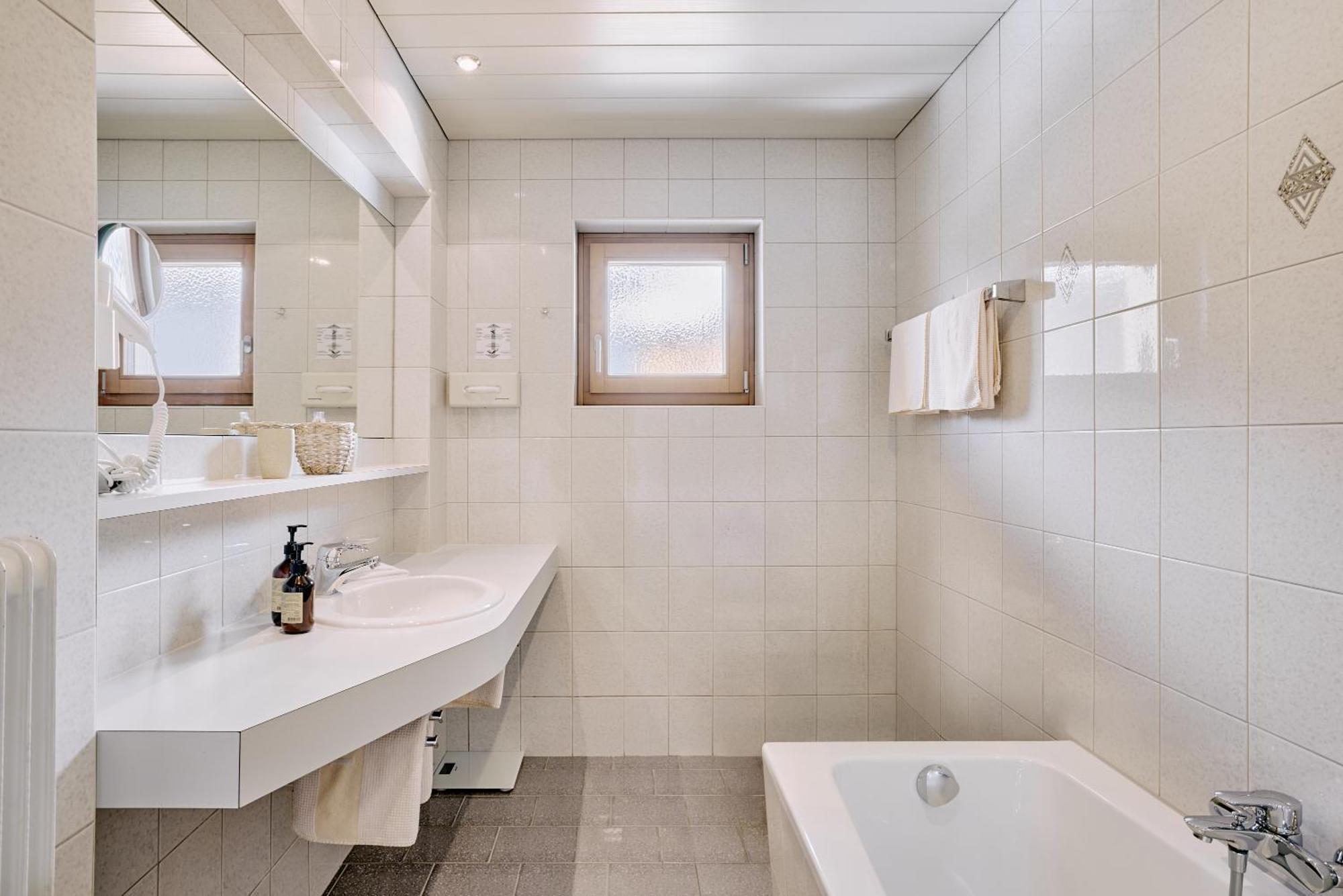 Hotel Appartement Roggal Лех Экстерьер фото
